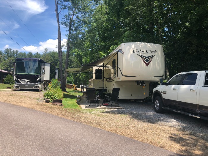 Pines RV Park
