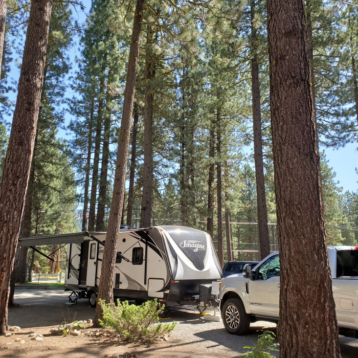 Movin’ West RV Park