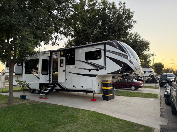 Country Manor Mobile Home Community