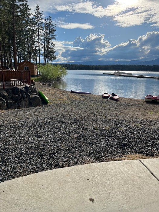 Pine Hollow Lakeside RV Resort