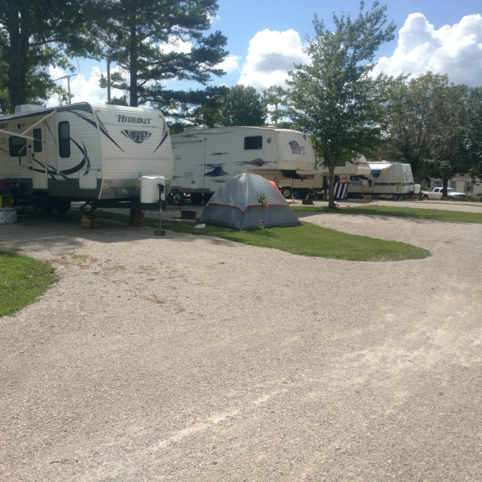 Lebanon / Bennett Spring KOA Holiday