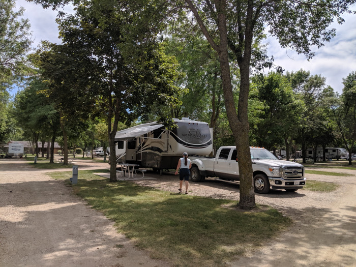 Cutty’s Okoboji Resort Club