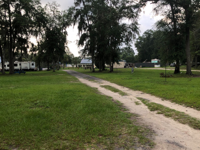 Deerwood Inn Madison Campground