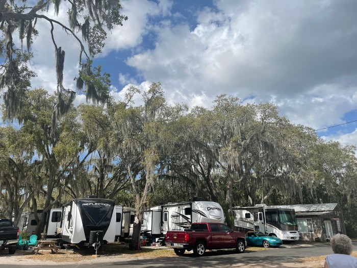 River Oaks 50+ RV Resort