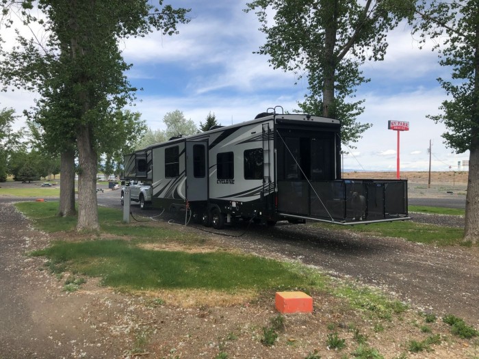 Rest EZ RV Park & Campground