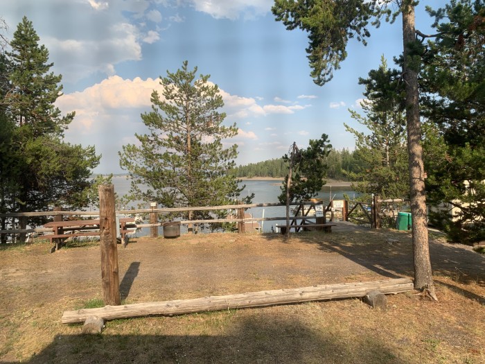 Madison Arm Resort, Campground & Marina